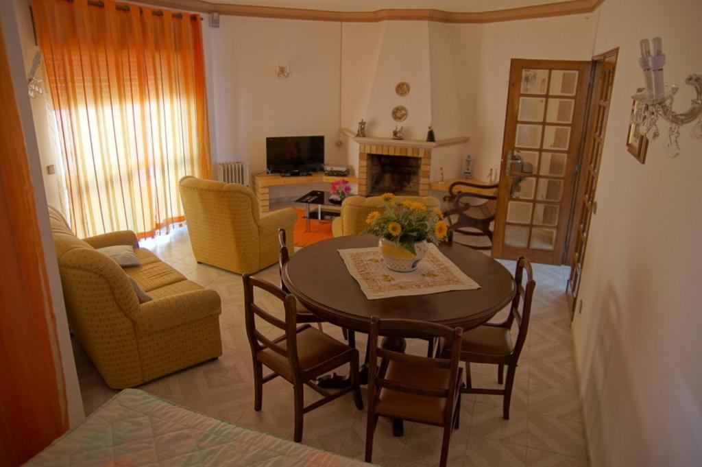 Apartamentos E Quartos Atalaia Sagres Camera foto