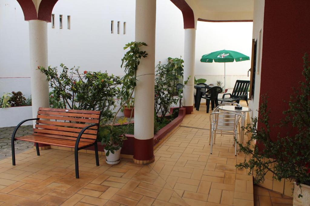 Apartamentos E Quartos Atalaia Sagres Camera foto